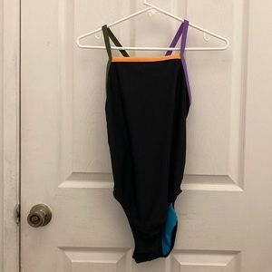 Women’s speedo 8/34 new with out tags